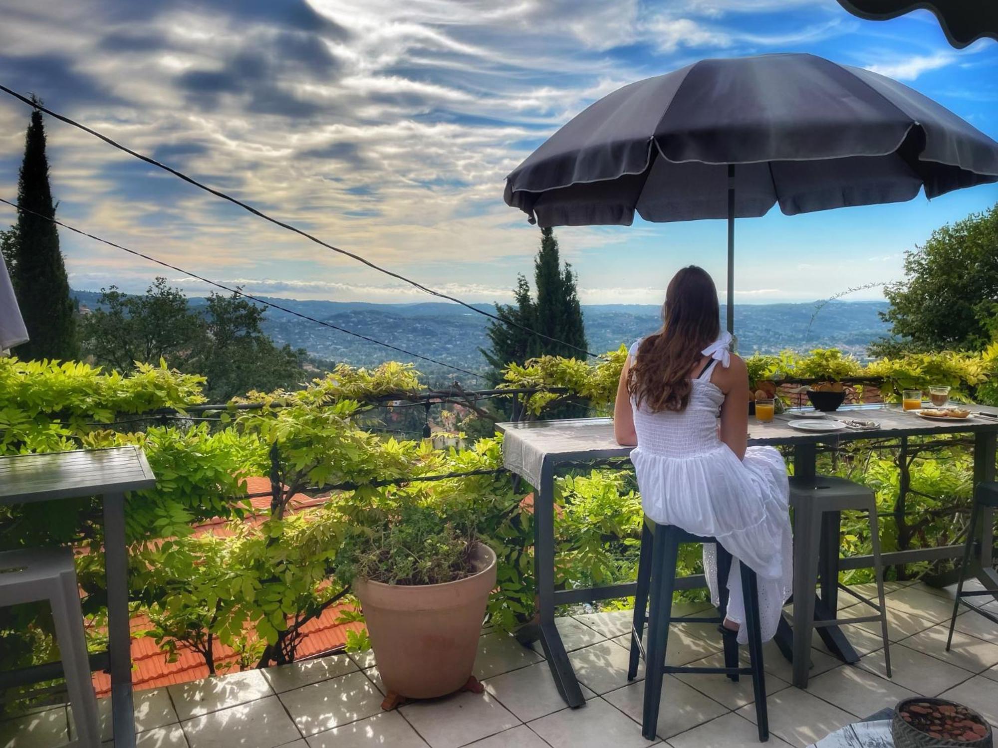 Skylark Bed&Breakfast Grasse Exteriör bild