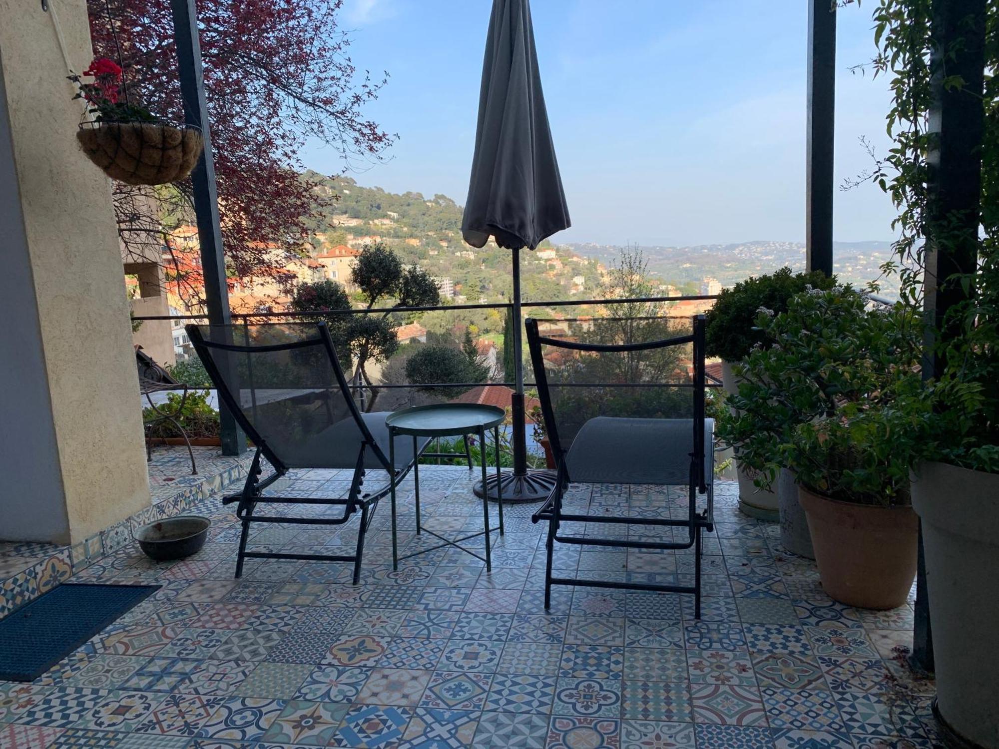 Skylark Bed&Breakfast Grasse Exteriör bild