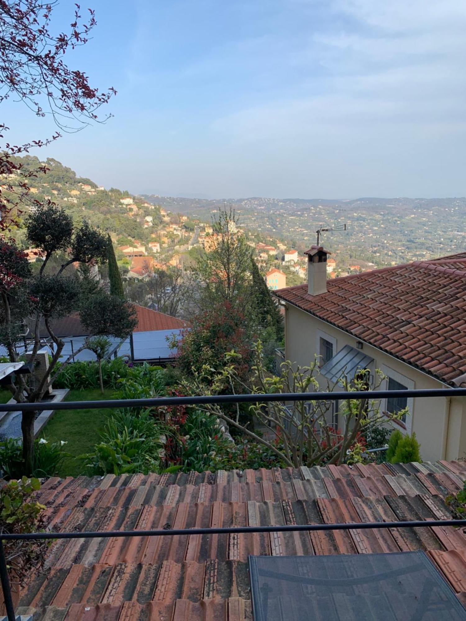 Skylark Bed&Breakfast Grasse Exteriör bild